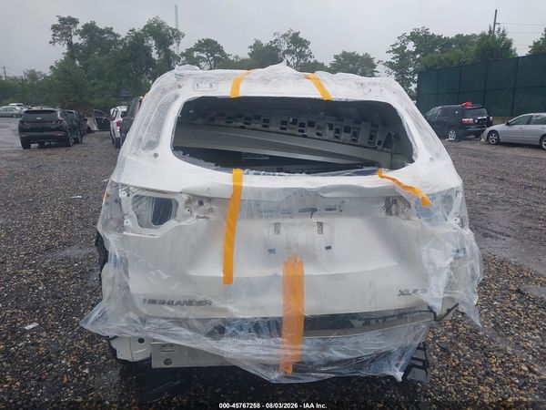 2019 TOYOTA HIGHLANDER XLE