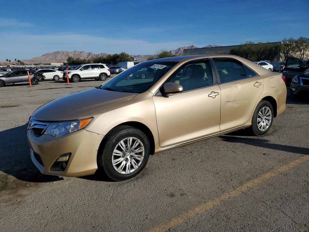 2012 TOYOTA CAMRY — Front 3/4
