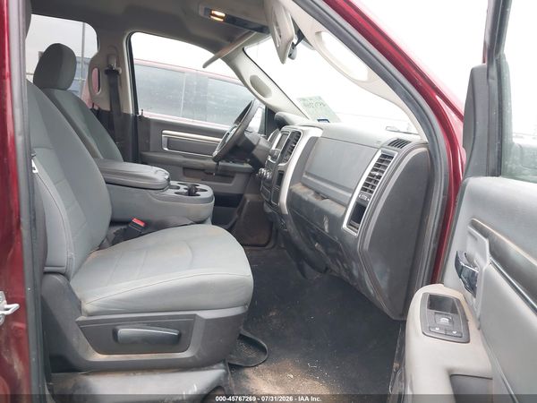 2020 RAM 1500 CLASSIC SLT  4X4 6'4 BOX