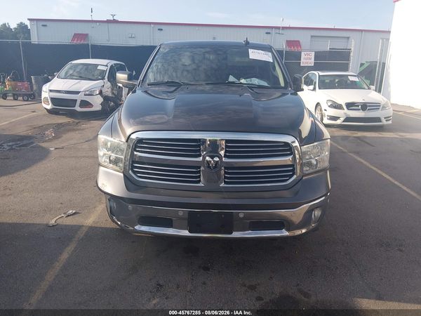 2016 RAM 1500 SLT