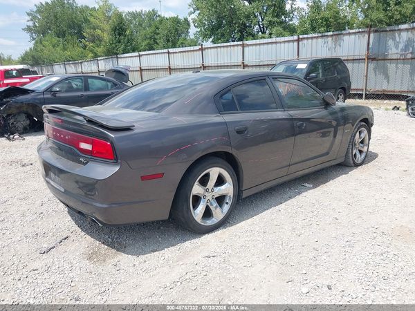 2013 DODGE CHARGER R/T