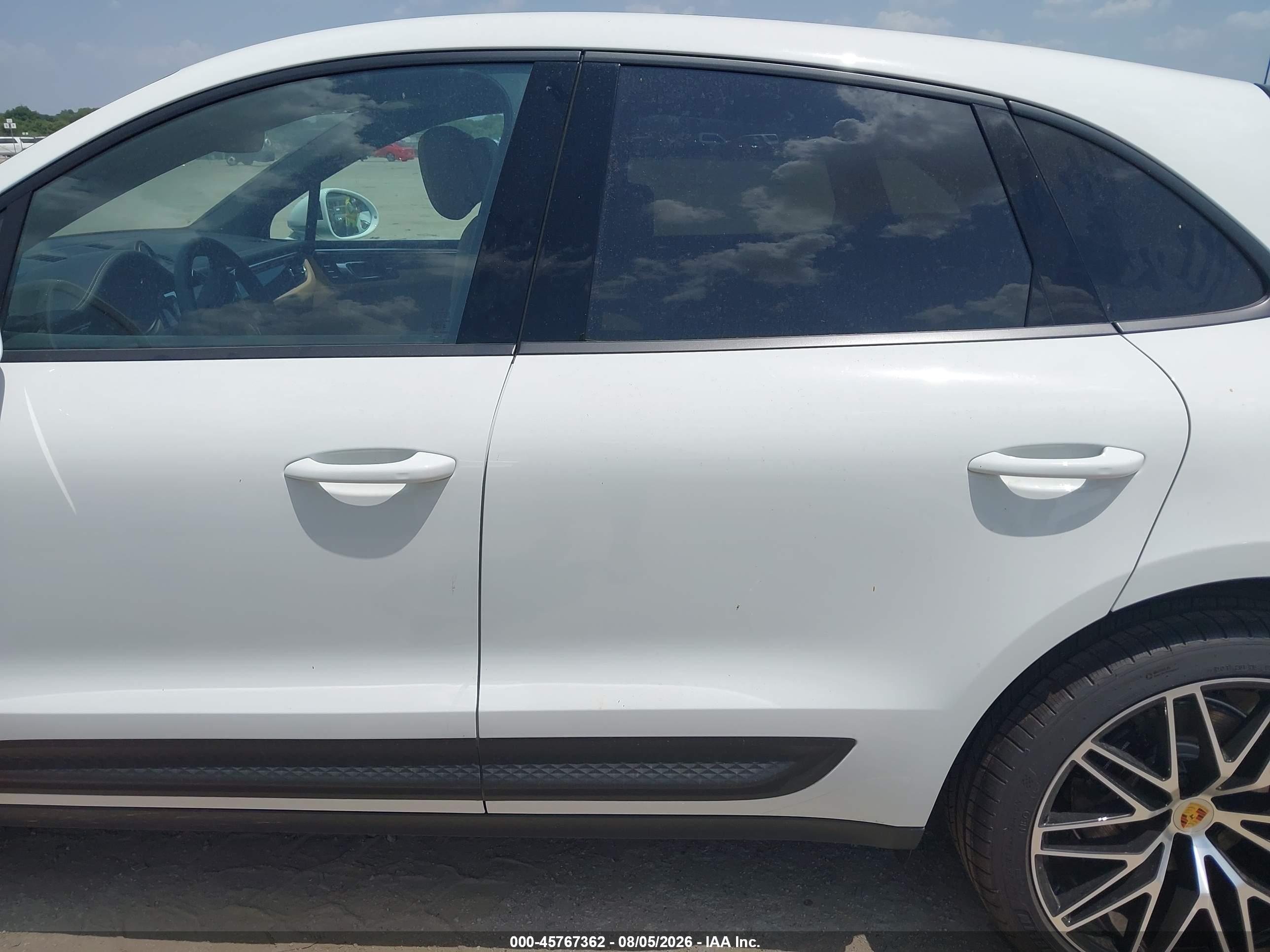 2026 PORSCHE MACAN T