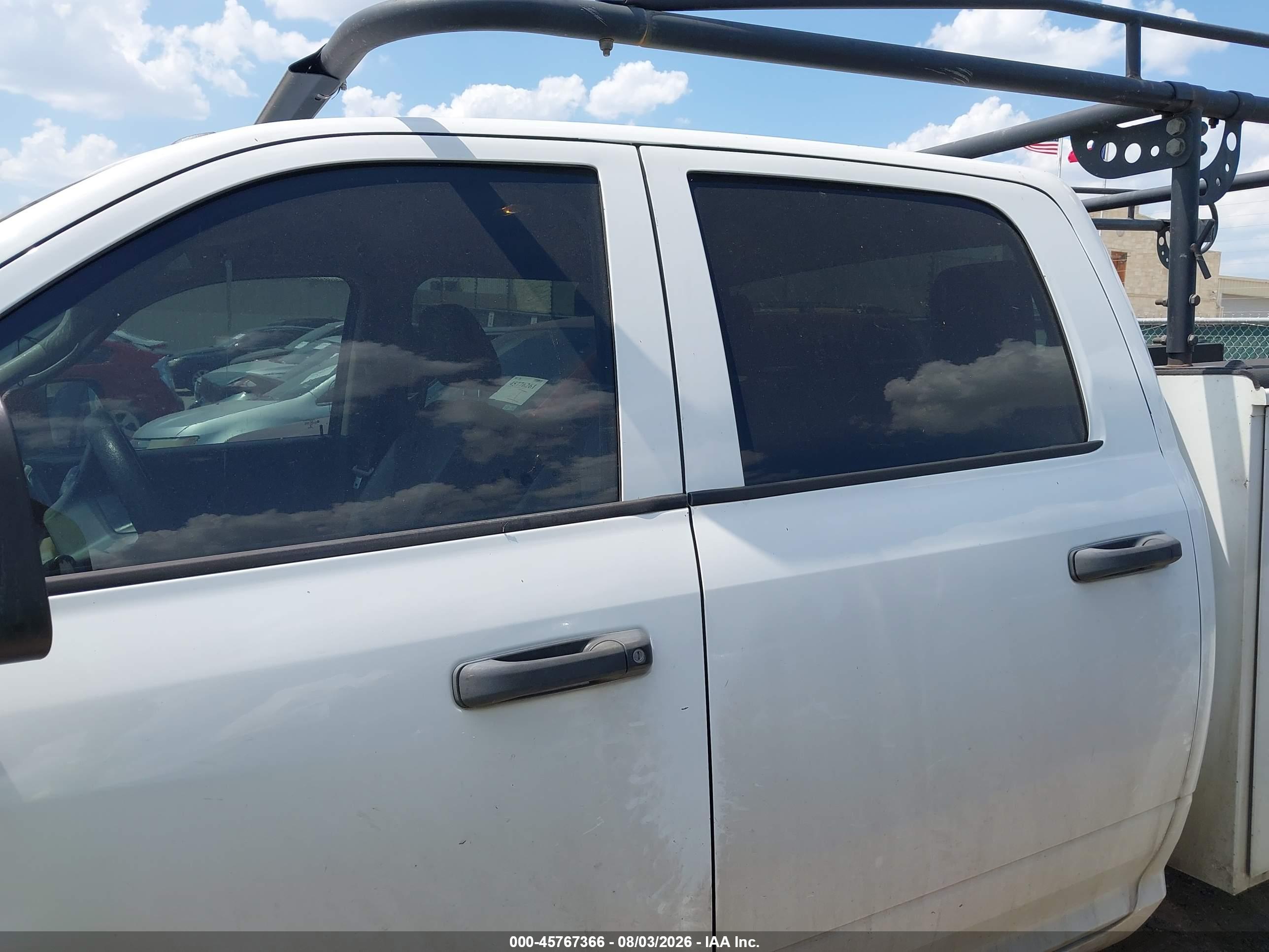 2018 RAM 2500 TRADESMAN  4X2 8' BOX