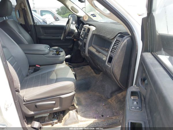 2018 RAM 2500 TRADESMAN  4X2 8' BOX