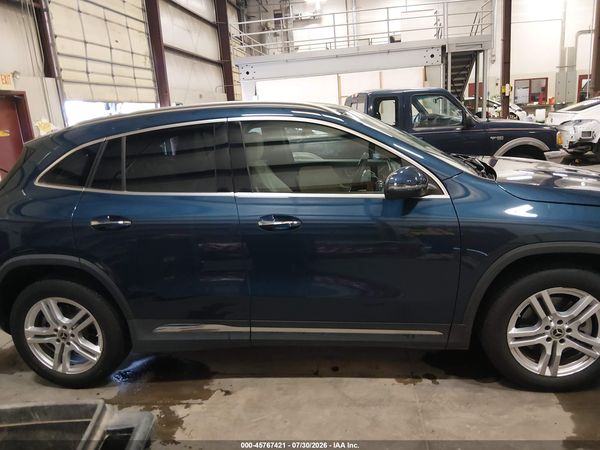 2021 MERCEDES-BENZ GLA 250 4MATIC