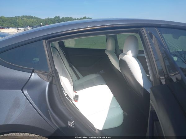 2022 TESLA MODEL 3 REAR-WHEEL DRIVE