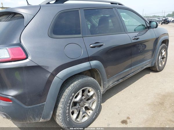2019 JEEP CHEROKEE TRAILHAWK 4X4
