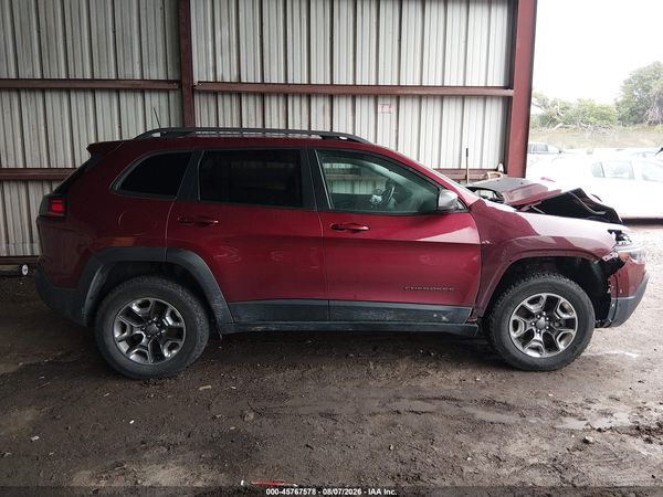 2019 JEEP CHEROKEE TRAILHAWK 4X4