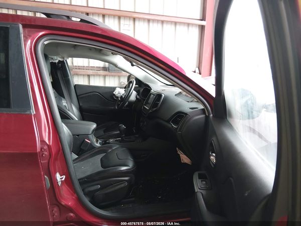 2019 JEEP CHEROKEE TRAILHAWK 4X4