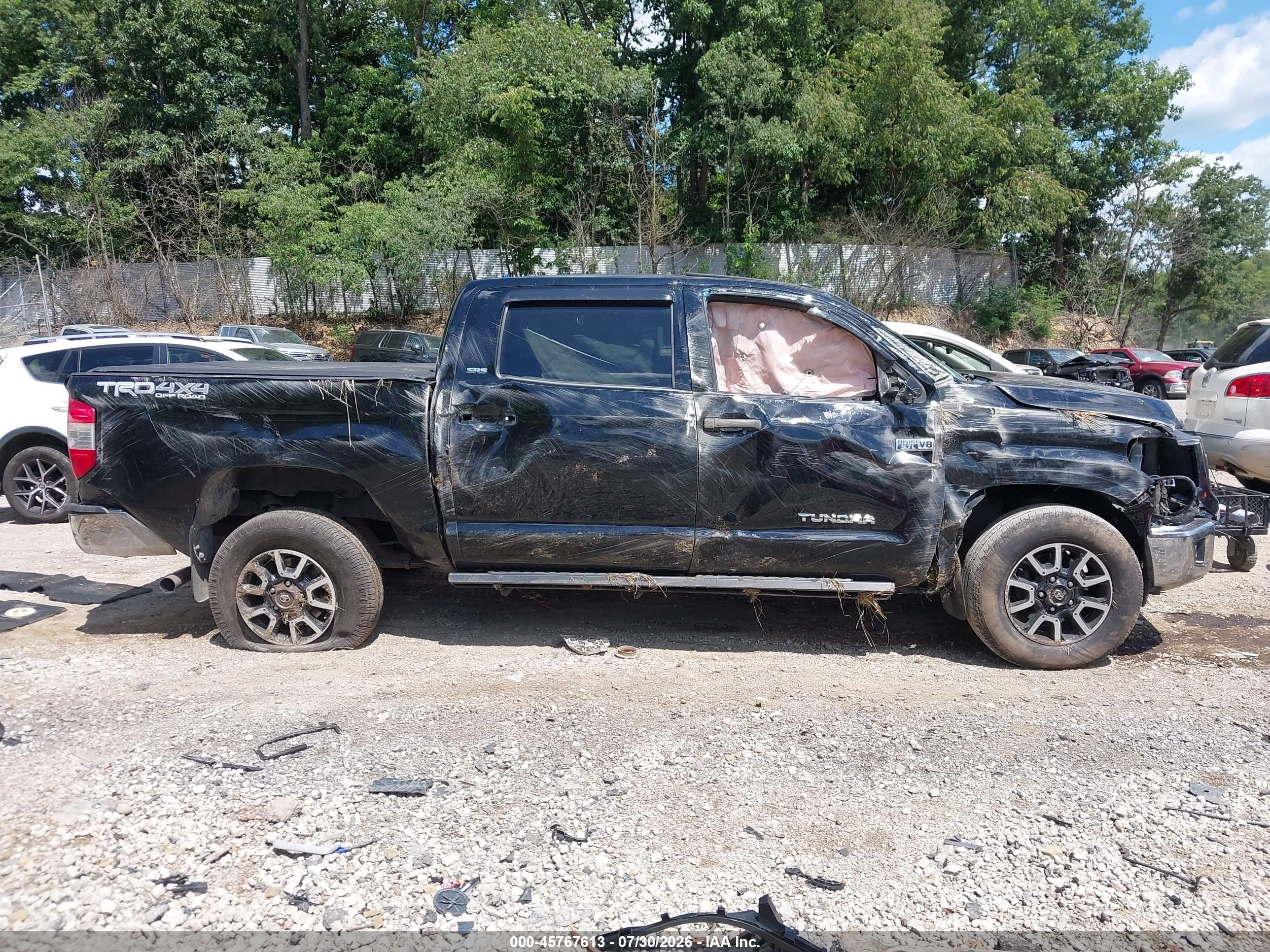 2016 TOYOTA TUNDRA SR5 5.7L V8