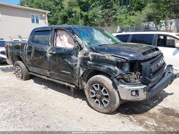 2016 TOYOTA TUNDRA SR5 5.7L V8