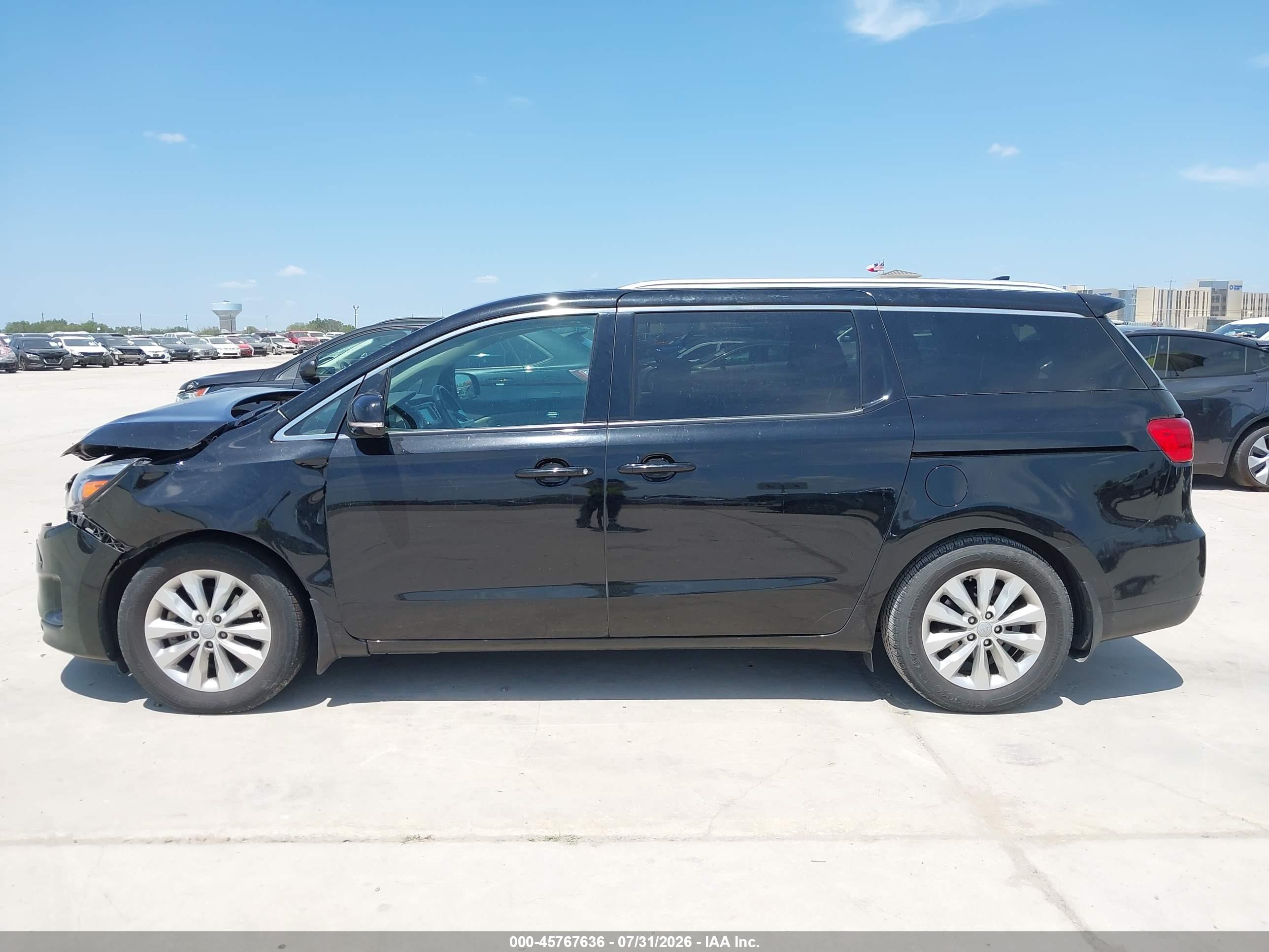2018 KIA SEDONA EX