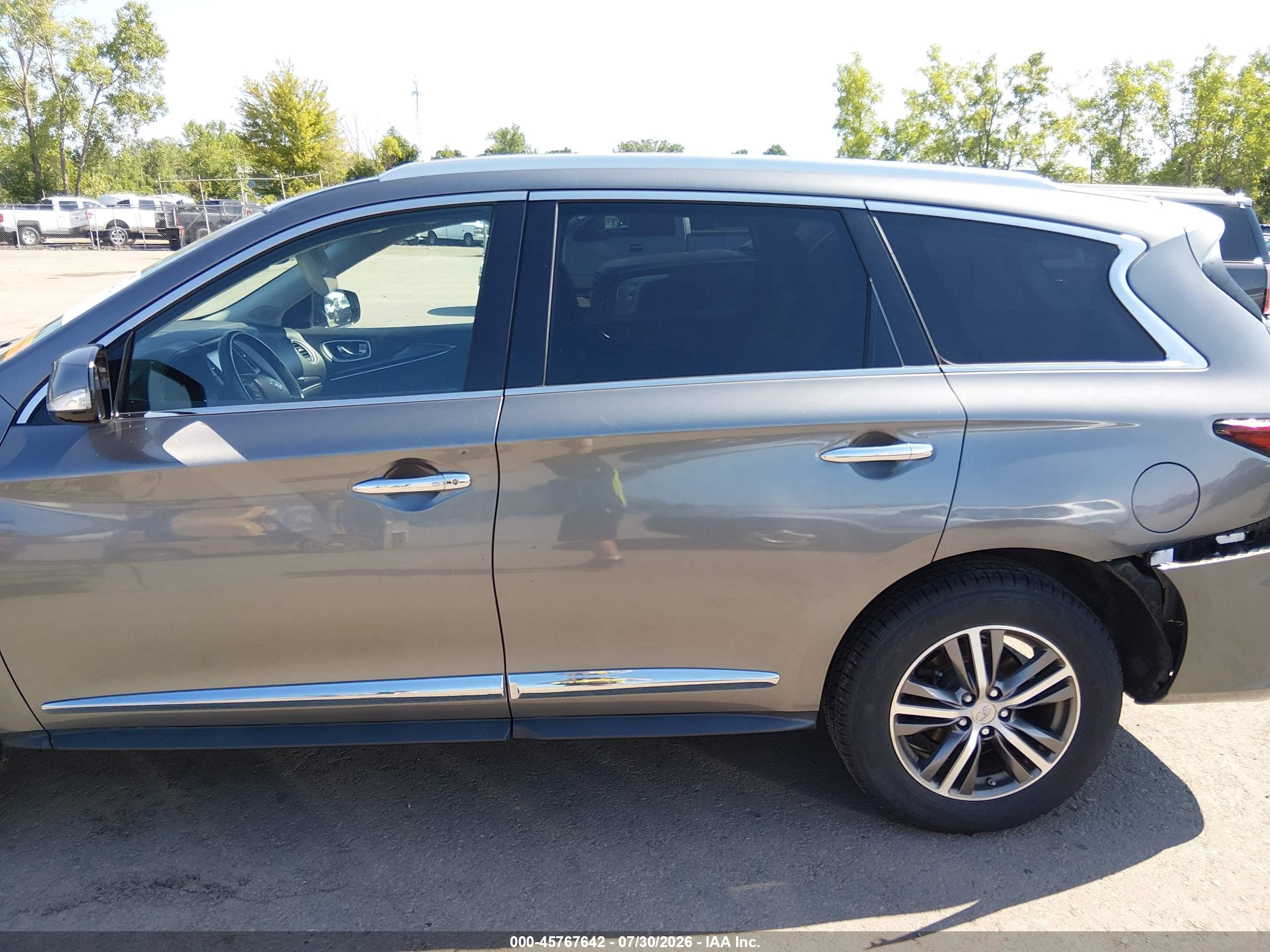 2016 INFINITI QX60