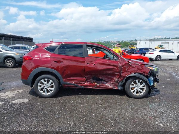2020 HYUNDAI TUCSON SE