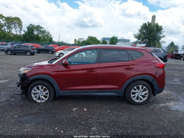 2020 HYUNDAI TUCSON SE
