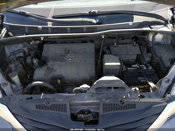 2016 TOYOTA SIENNA L 7 PASSENGER