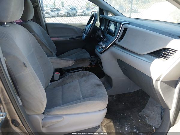 2016 TOYOTA SIENNA L 7 PASSENGER