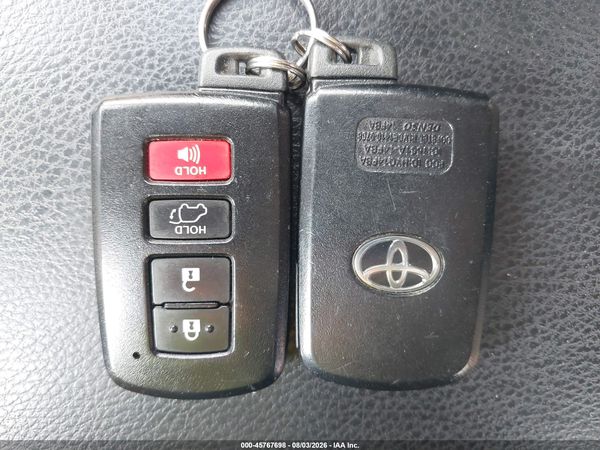 2016 TOYOTA RAV4 HYBRID XLE