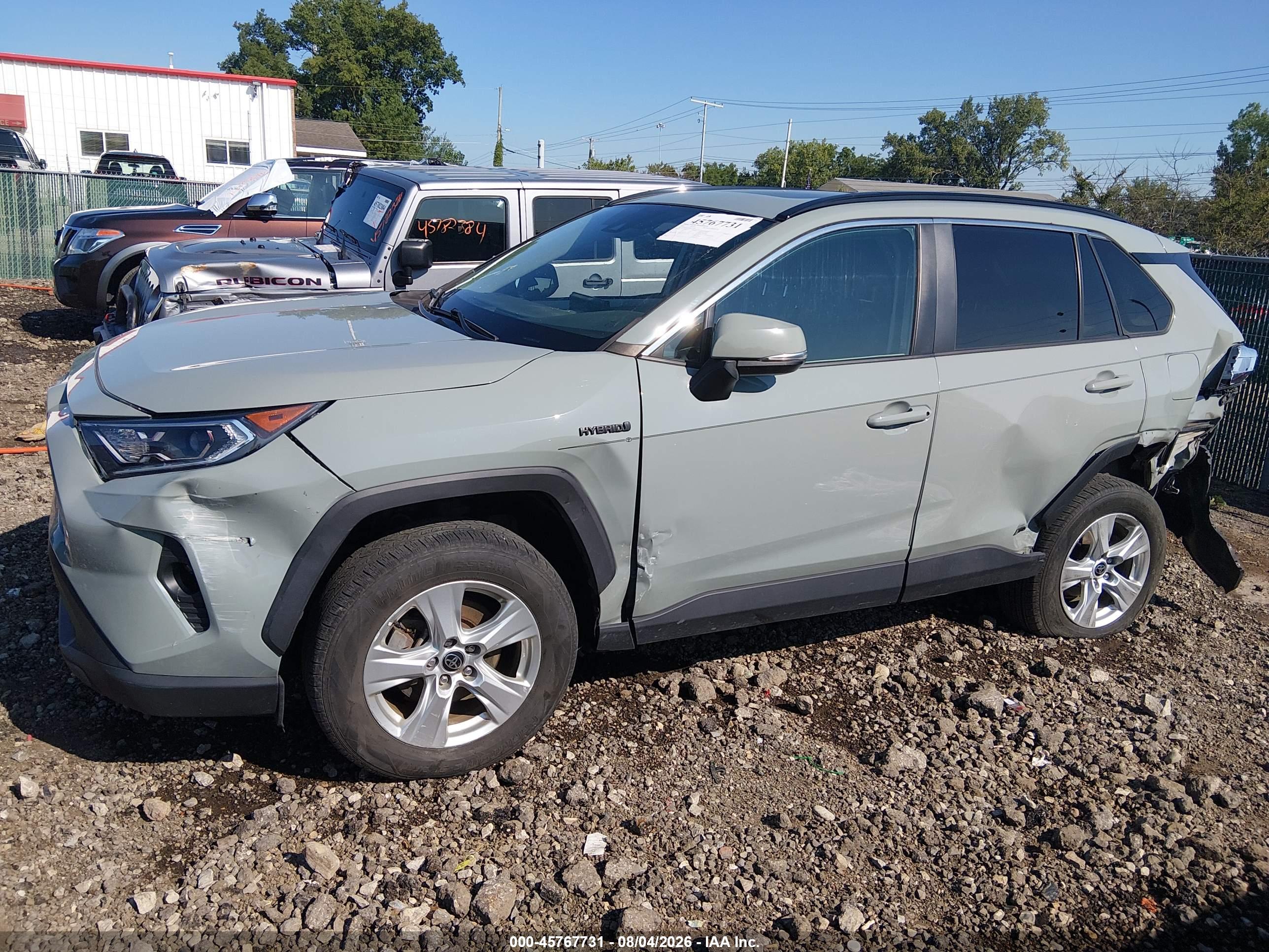 2021 TOYOTA RAV4 HYBRID XLE