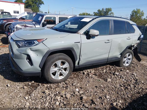 2021 TOYOTA RAV4 HYBRID XLE