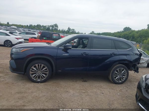 2020 TOYOTA HIGHLANDER HYBRID PLATINUM