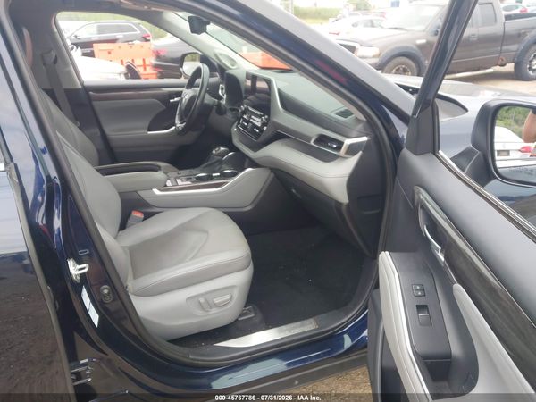 2020 TOYOTA HIGHLANDER HYBRID PLATINUM