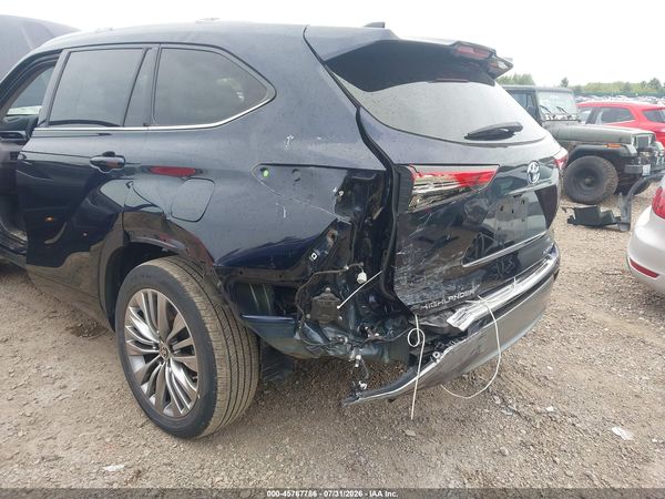 2020 TOYOTA HIGHLANDER HYBRID PLATINUM