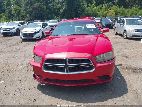 2012 DODGE CHARGER SE