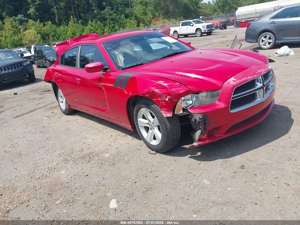 2012 DODGE CHARGER SE