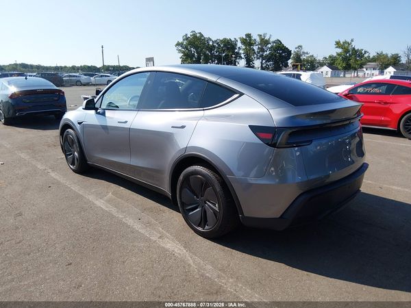 2026 TESLA MODEL Y