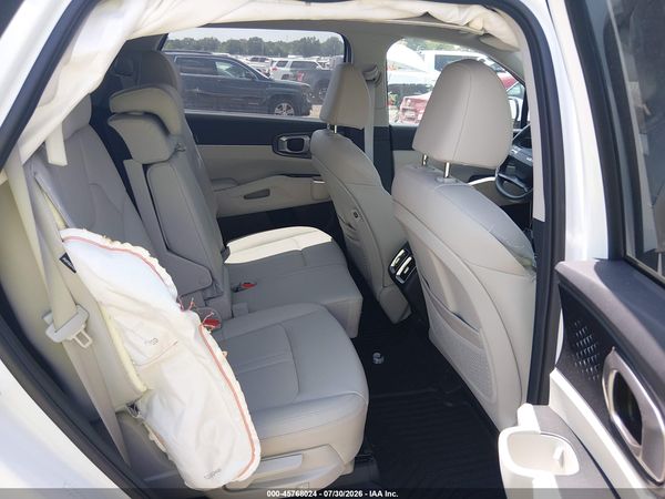 2026 KIA SORENTO S — I8