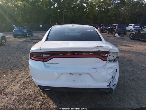 2016 DODGE CHARGER SXT