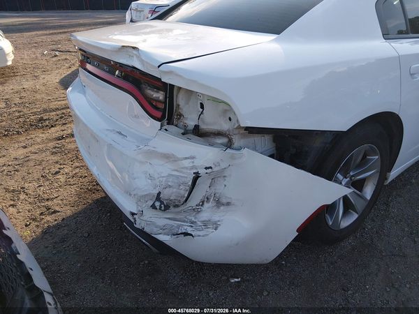 2016 DODGE CHARGER SXT