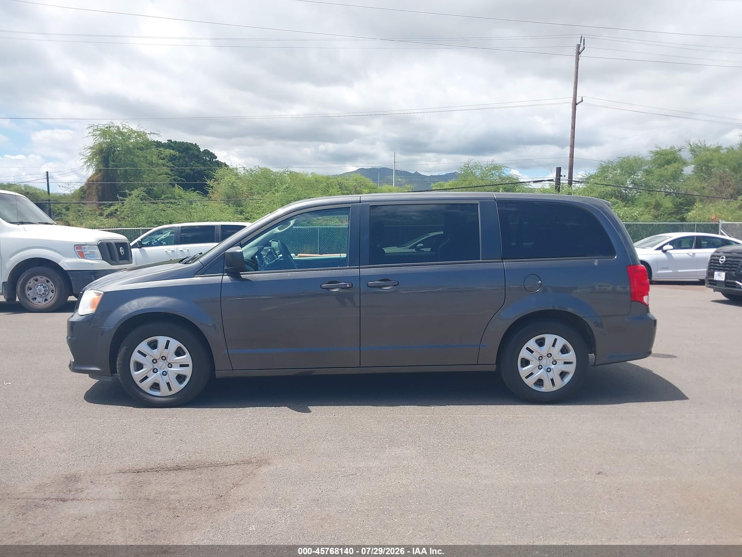 2018 DODGE GRAND CARAVAN SE