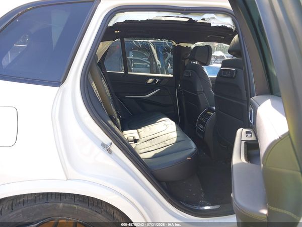 2022 BMW X5 M50I