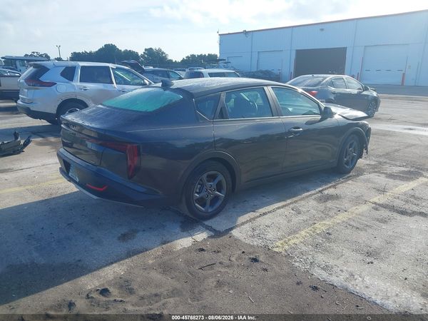 2026 KIA K4 LXS