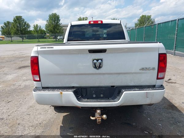 2019 RAM 1500 CLASSIC EXPRESS  4X4 6'4 BOX