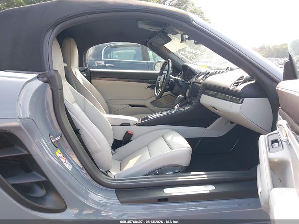 2025 PORSCHE 718 BOXSTER S