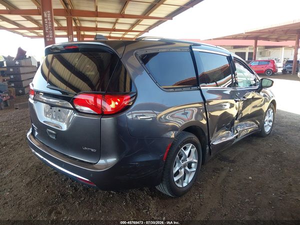 2020 CHRYSLER PACIFICA — I4