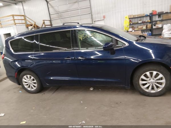2019 CHRYSLER PACIFICA TOURING PLUS — I116