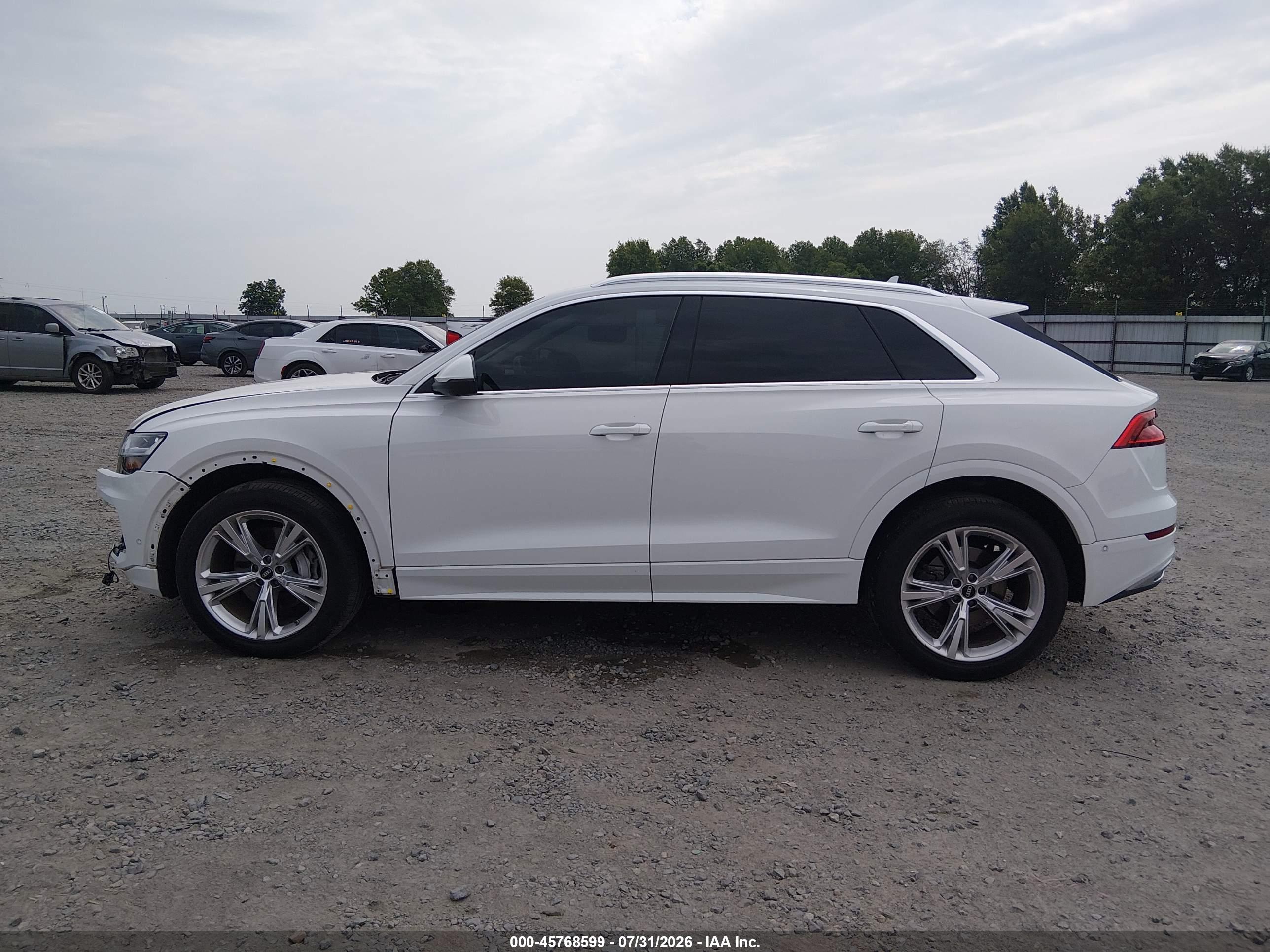 2022 AUDI Q8