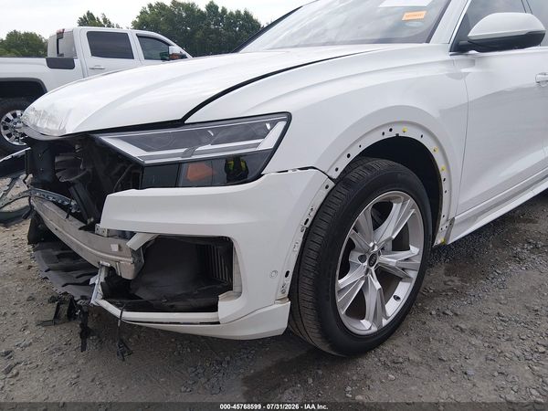 2022 AUDI Q8