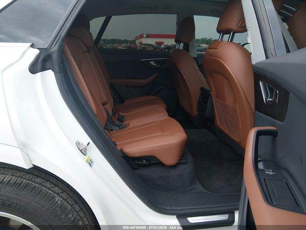 2022 AUDI Q8