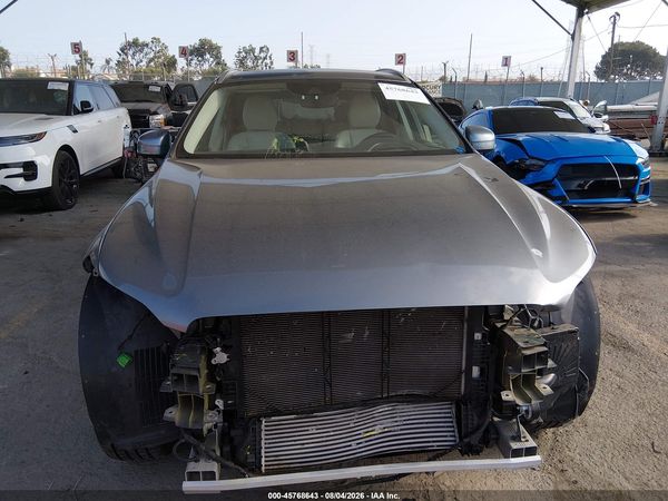 2019 VOLVO XC60 T5 INSCRIPTION