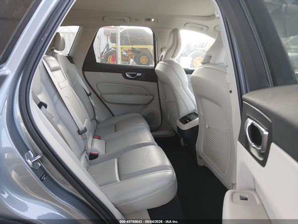 2019 VOLVO XC60 T5 INSCRIPTION