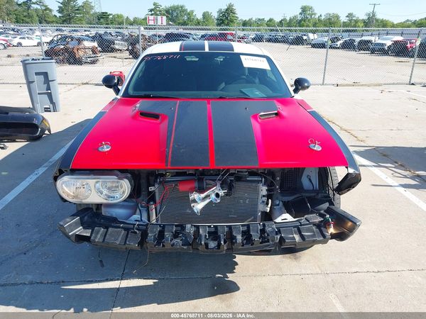 2014 DODGE CHALLENGER SXT