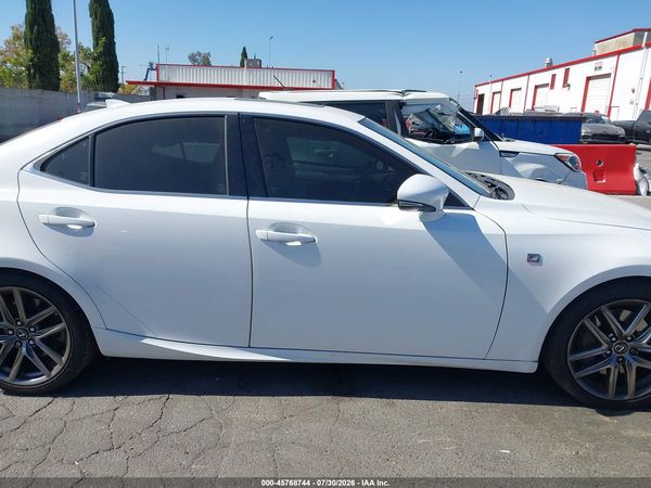 2018 LEXUS IS 300