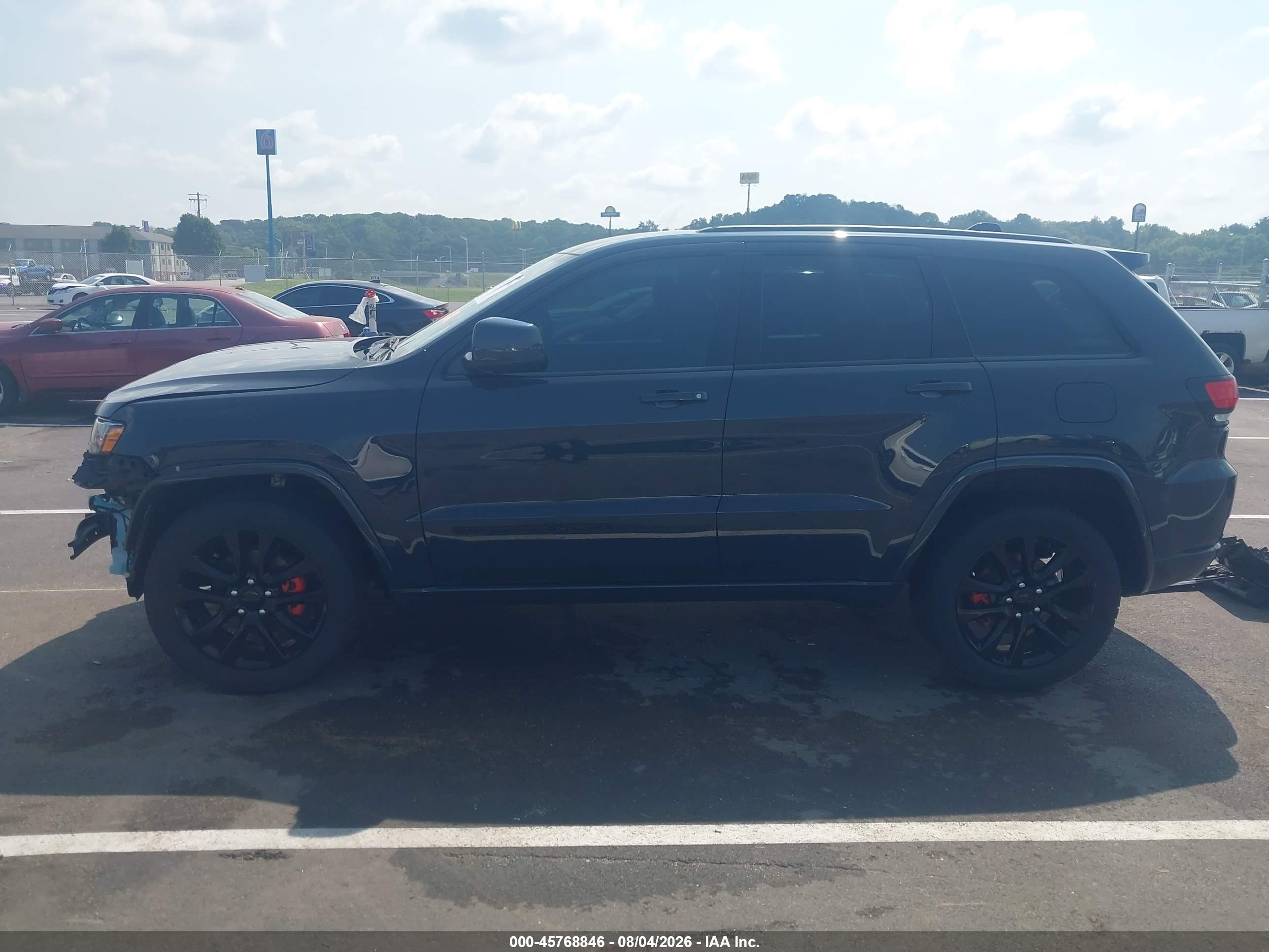 2017 JEEP GRAND CHEROKEE ALTITUDE 4X4