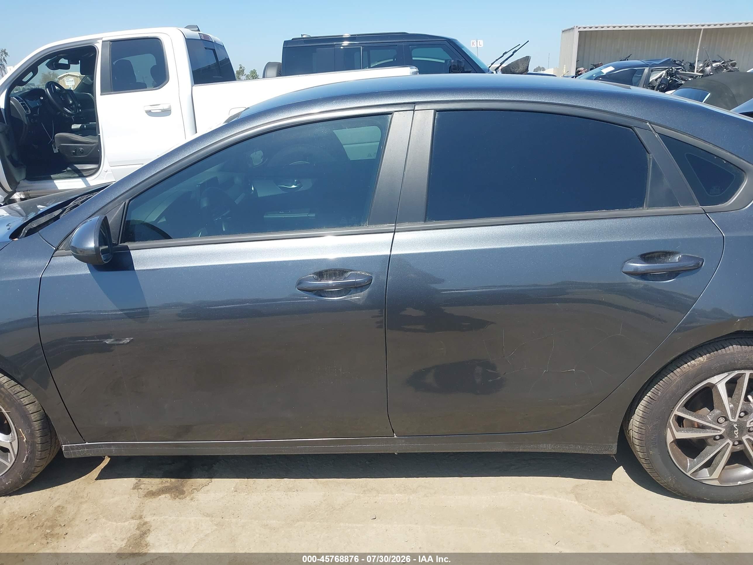 2023 KIA FORTE LXS