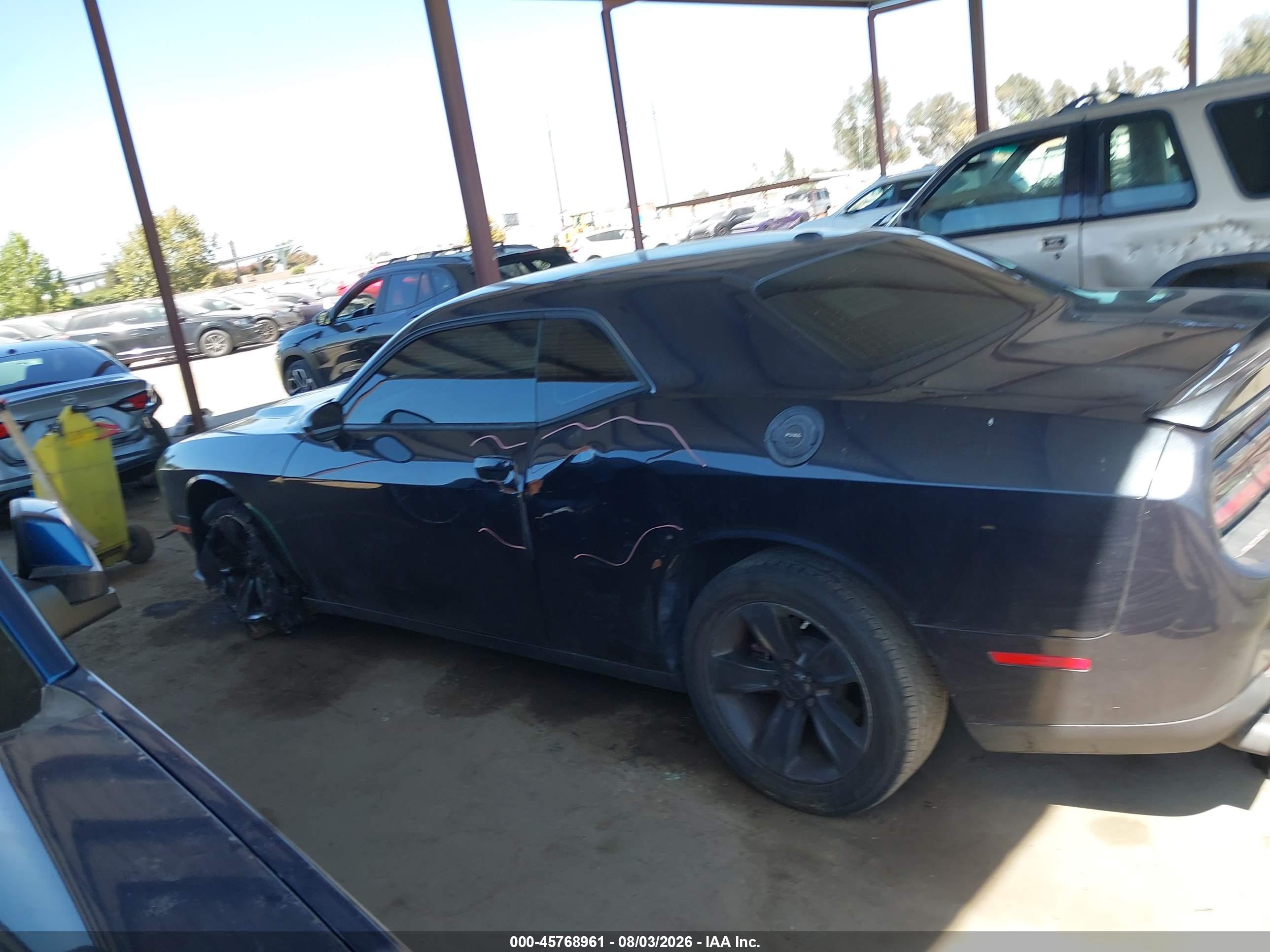 2018 DODGE CHALLENGER SXT